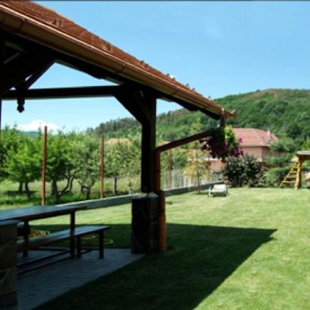 Csatari Pensiune Praid Buitenkant foto