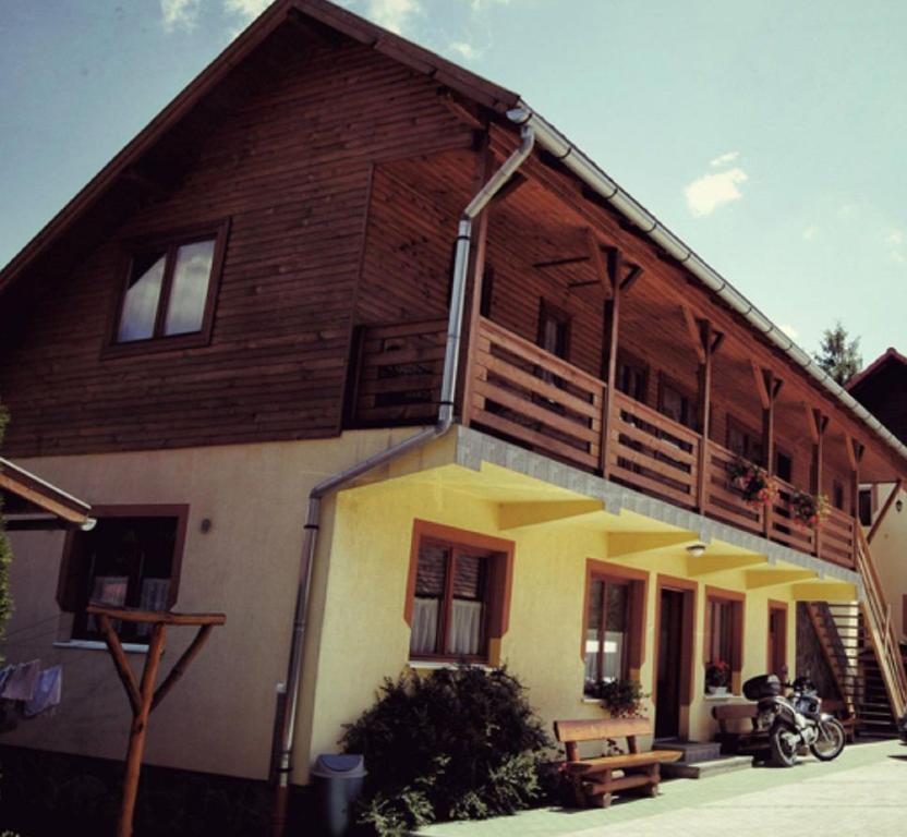 Csatari Pensiune Praid Kamer foto