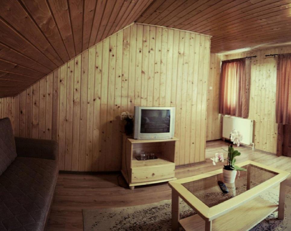 Csatari Pensiune Praid Kamer foto